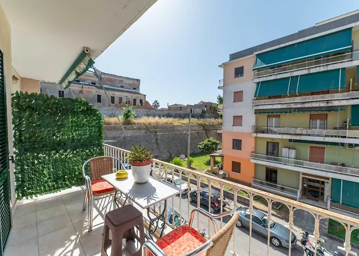 Old Town Finikas Apartment